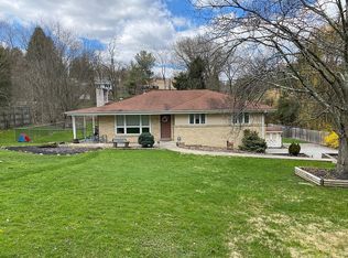 502 Edgehill Dr, Gibsonia, PA