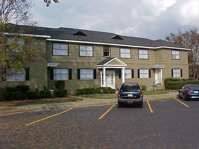 2nd image of 204 N Farmerville St APT 9