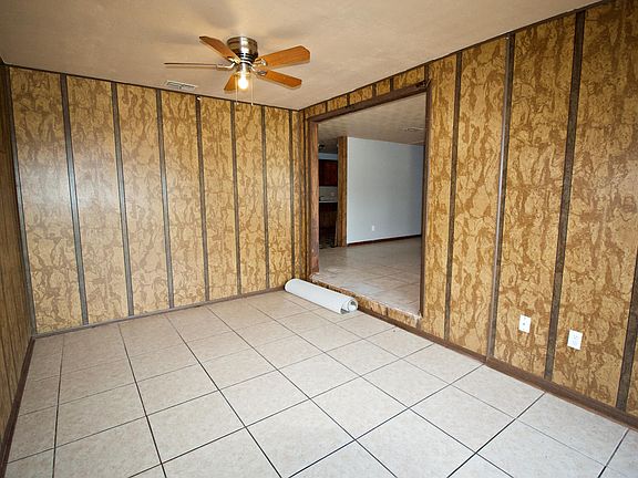4th image of 4212 McDaniel Dr