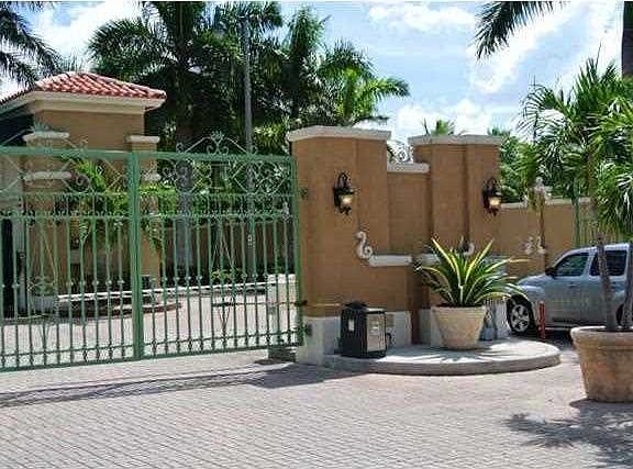 2nd image of 6380 NW 114th Ave APT 336