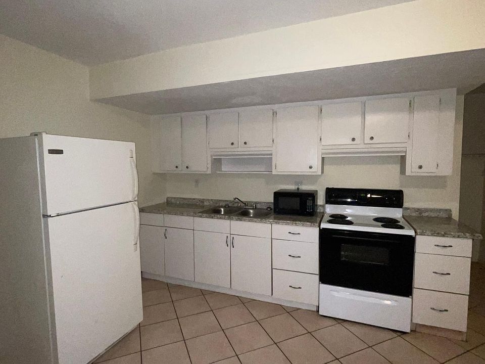 1st image of 153 Barbarie Ln