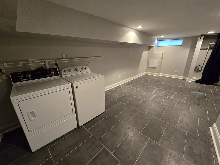 2432 S Hutchinson St — Photo 19