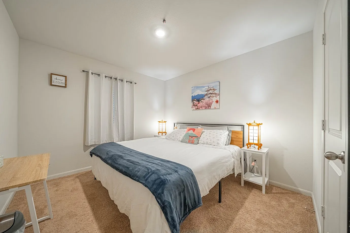 4 bed, 3.5 bath, 2205 sqft, $5,200 — Photo 3