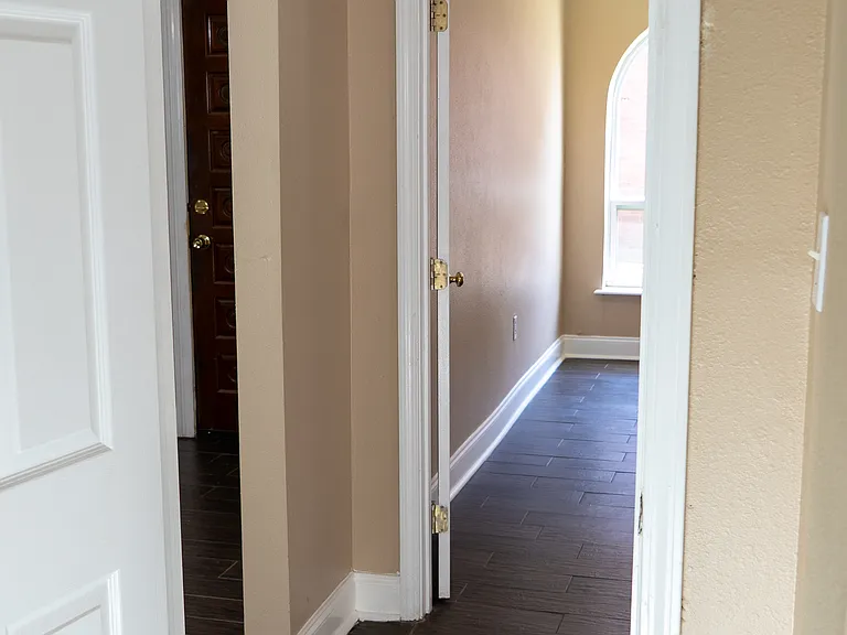 4425 Sonfield St — Photo 10