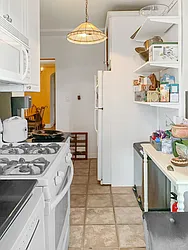 Rented by Rita S Citrin, LREB