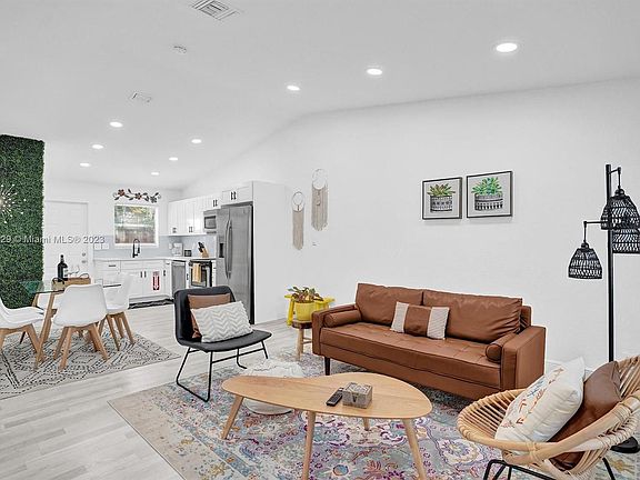 2nd image of 1345 N Andrews Ave #1