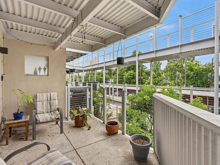 41 Waller St #209 — Photo 21