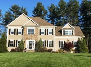 7 Grace Ln, Franklin, MA 02038