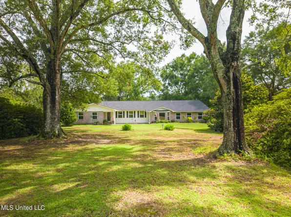 21377 Houston Ladner Rd, Saucier, MS 39574