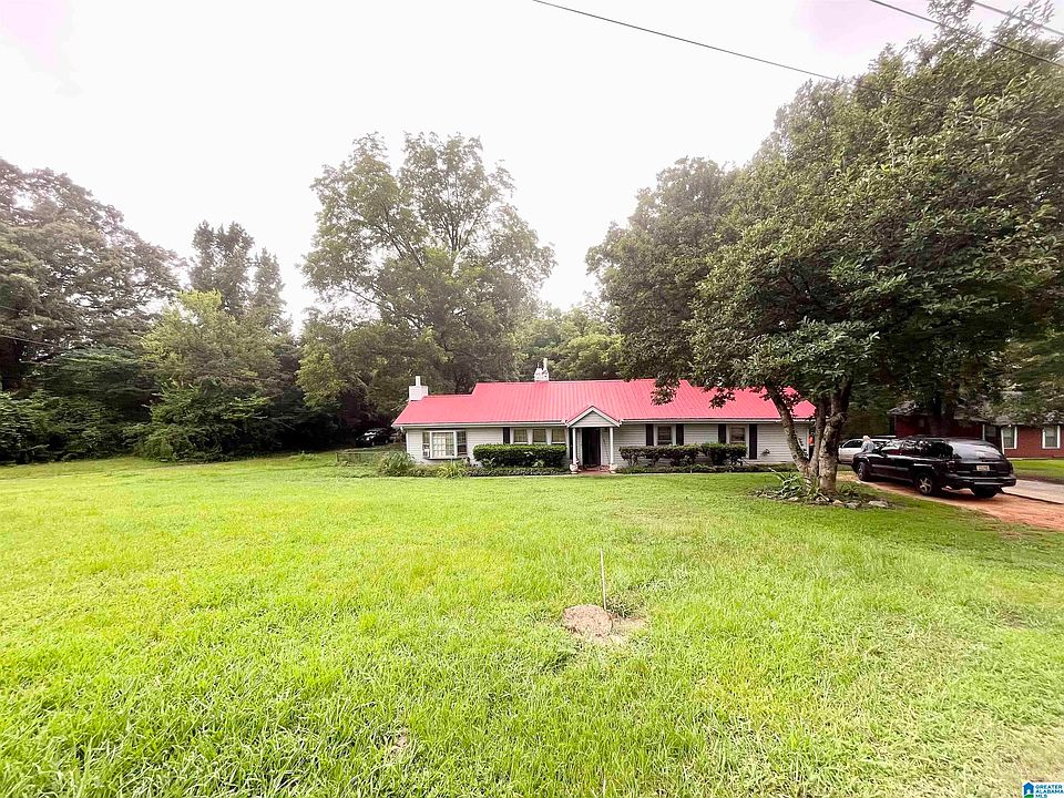 1st image of 916 Lynn Dale Ln