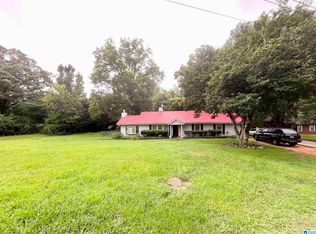 916 Lynn Dale Ln, Birmingham, AL 35214