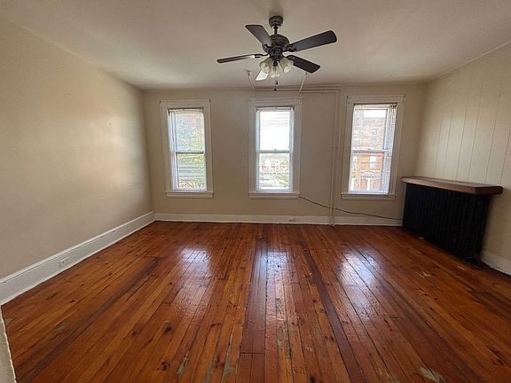3rd image of 530 E Orange St APT 2