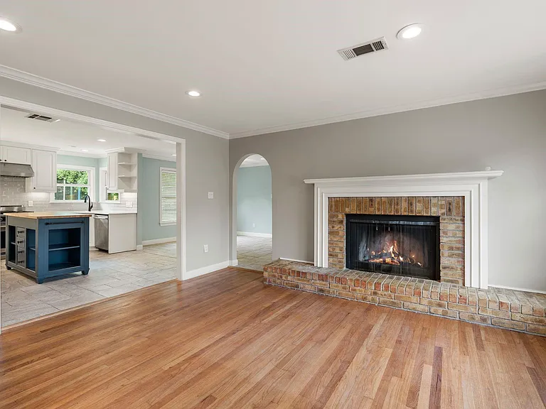 9333 Walterville Rd — Photo 7
