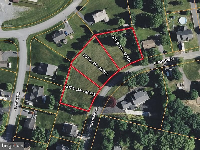 1st image of 34 Crestwood Dr