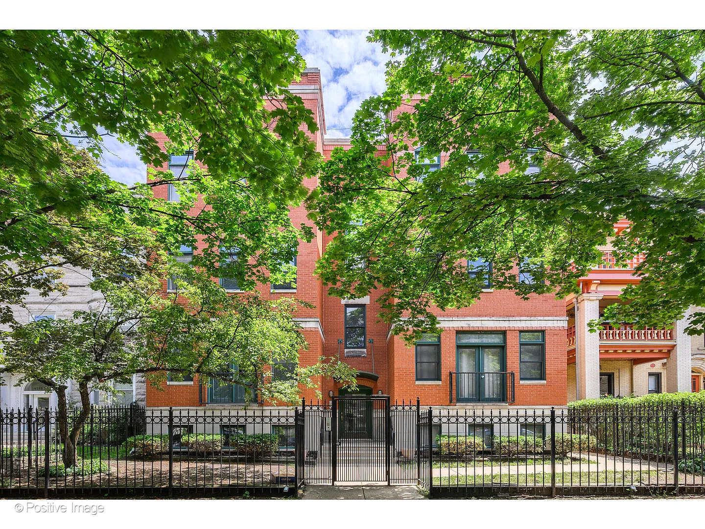 4315 N Kenmore Ave APT 3S photo 1