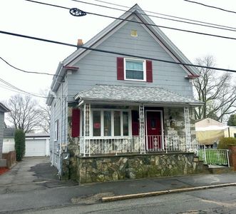 4 Grape St, New Bedford, MA, 02740