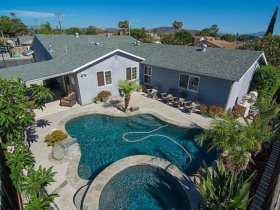 4th image of 10202 Woodpark Dr