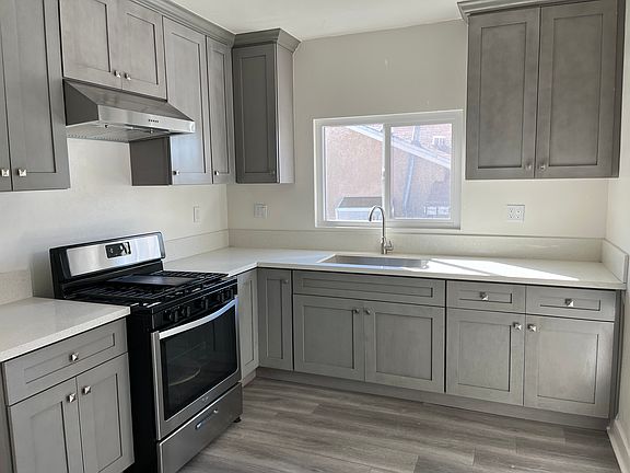 4th image of 3415 Maceo St