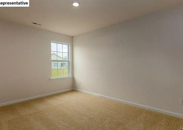 154 Calderdale Ln — Photo 12