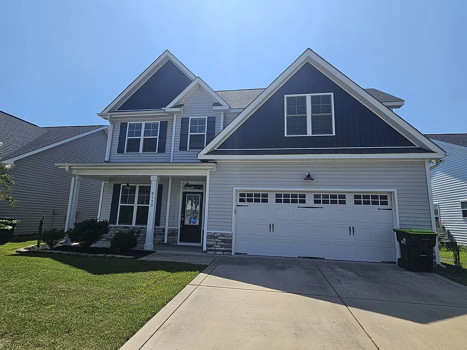 2123 Blue Bonnet Cir