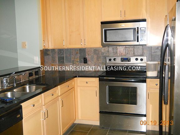 4th image of 4801 Southhaven Cir