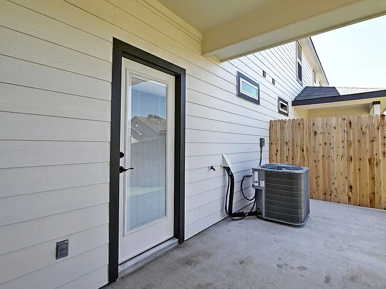 11318 Clearmine St — Photo 77