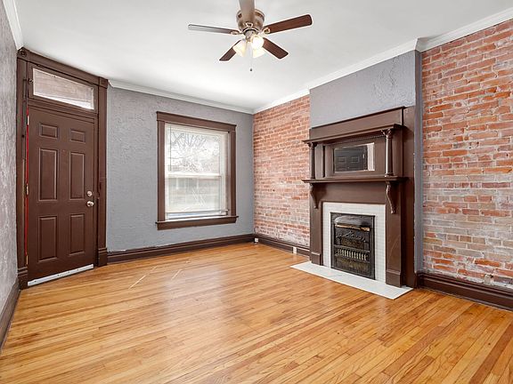 4th image of 3429-31 Juniata St #1089
