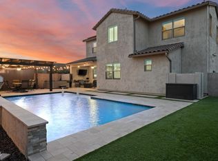 2915 W Night Owl Ln, Phoenix, AZ 85085