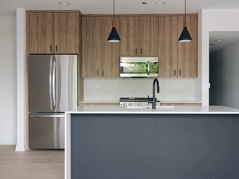 2 Bedroom, 2 Bath (05 Tier)