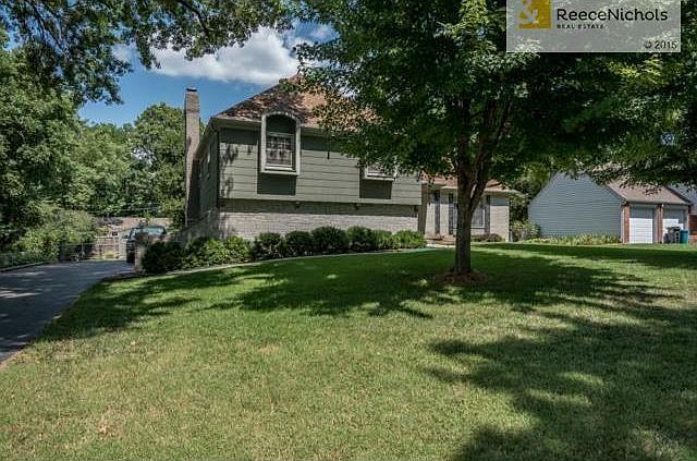 1st image of 5616 W 81st Ter