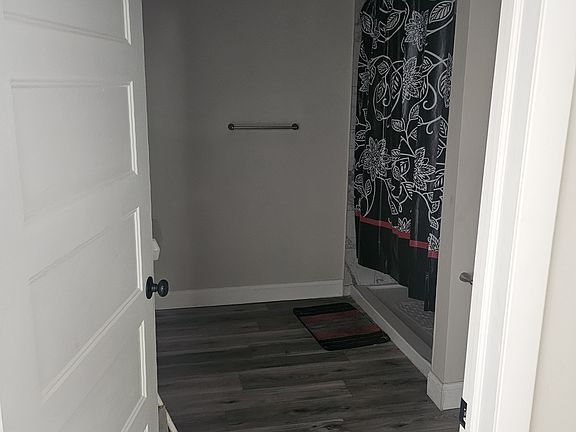 2nd image of 80 3rd Ave Unit 2R