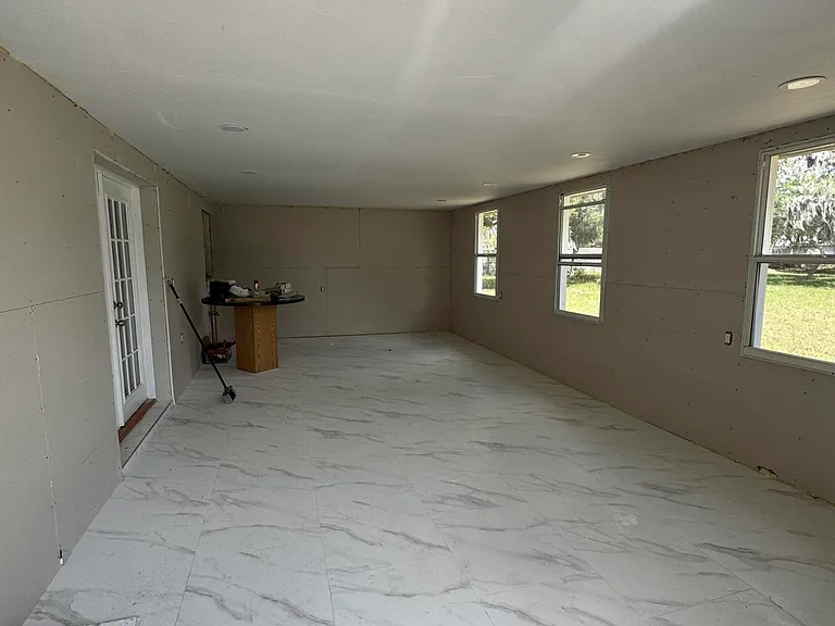 747 Taylor Rd — Photo 21