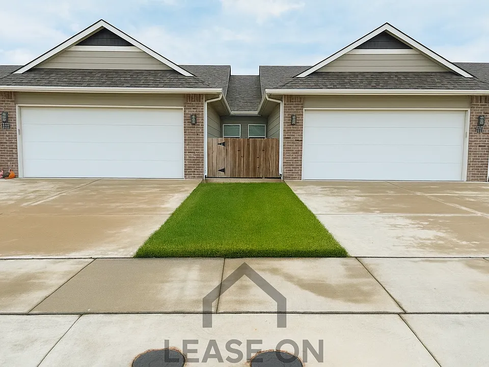 12123 W Cora St