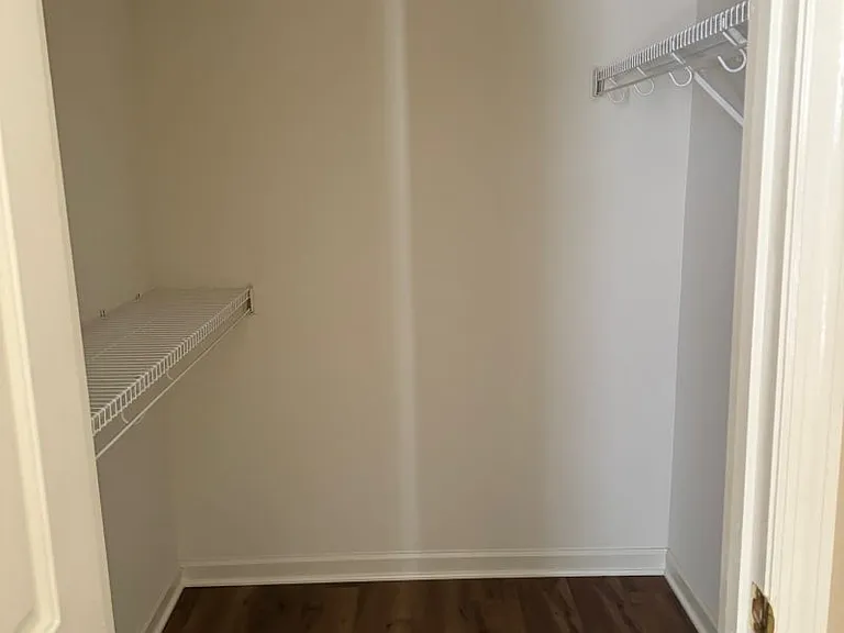121 Eric Ct — Photo 6