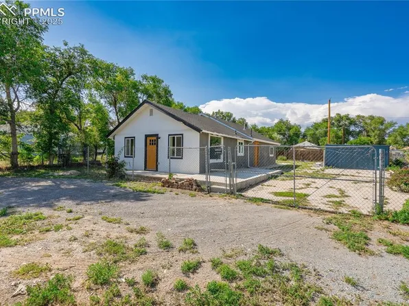 2027 E 14th St, Pueblo, CO 81001