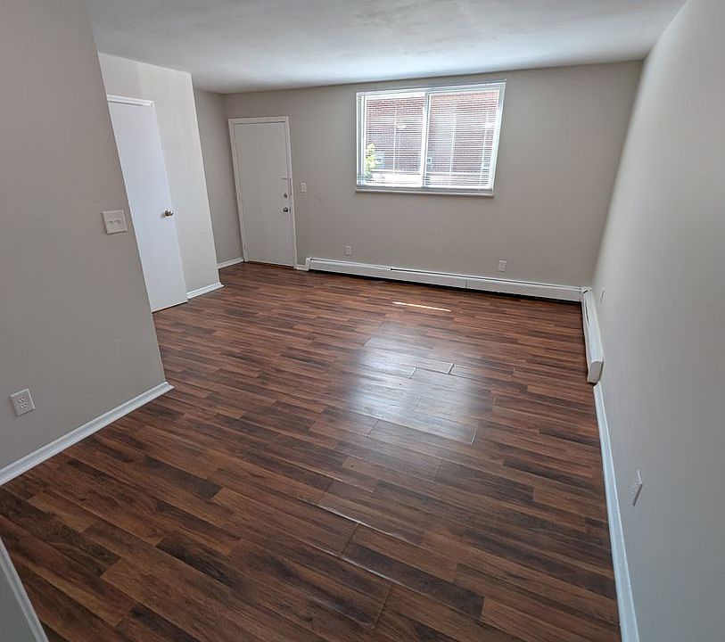 1st image of 5435 Lester Rd APT 7