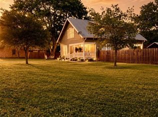 602 N Ridge St, Hallettsville, TX 77964