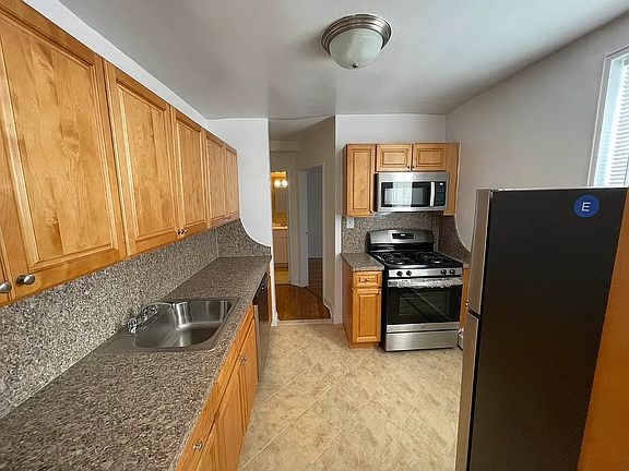 4th image of 164-20 Highland Ave #7RR