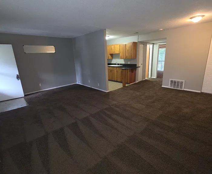 23 N Riley St #217 — Photo 5