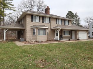 210 Manchester St, Dewitt, MI 48820