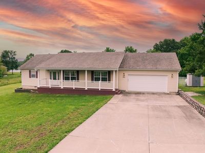 19556 Rolling Hills Rd, Warsaw, MO, 65355