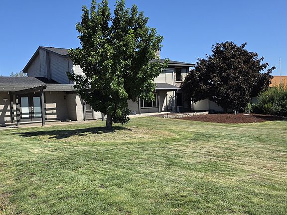 2nd image of 8601 Scenic Dr