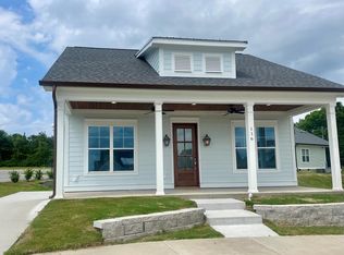 116 Cottage Ln, Greenwood, SC 29649