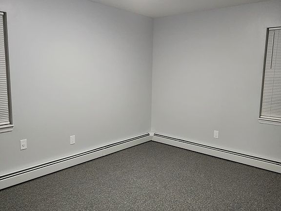 3rd image of 177-19 Meadow Rd #1