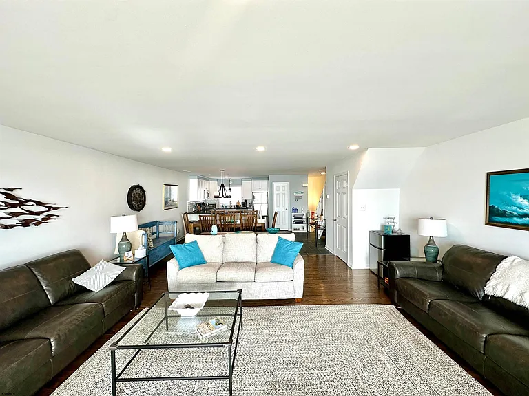 612 E Brigantine Ave #612 — Photo 9