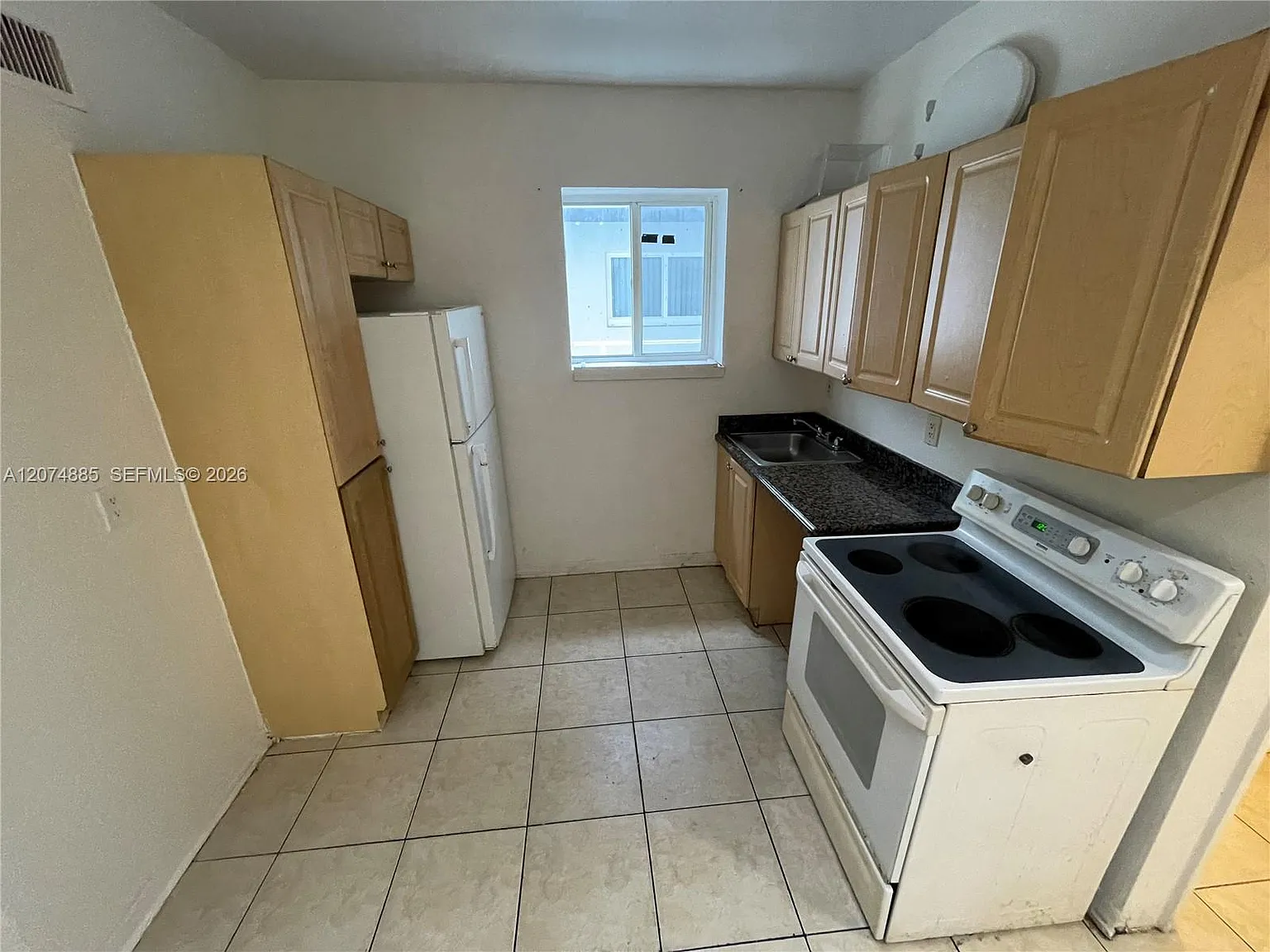 1021 NW 3rd St — Photo 3