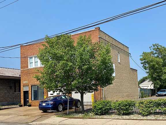 2nd image of 1113 Lee St