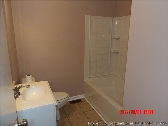 4th image of 1262 Essex Pl