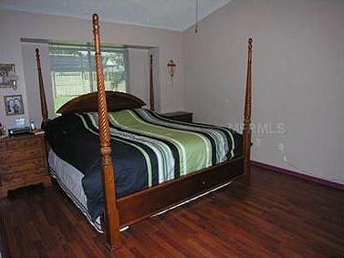 5th image of 4106 Longfellow Dr