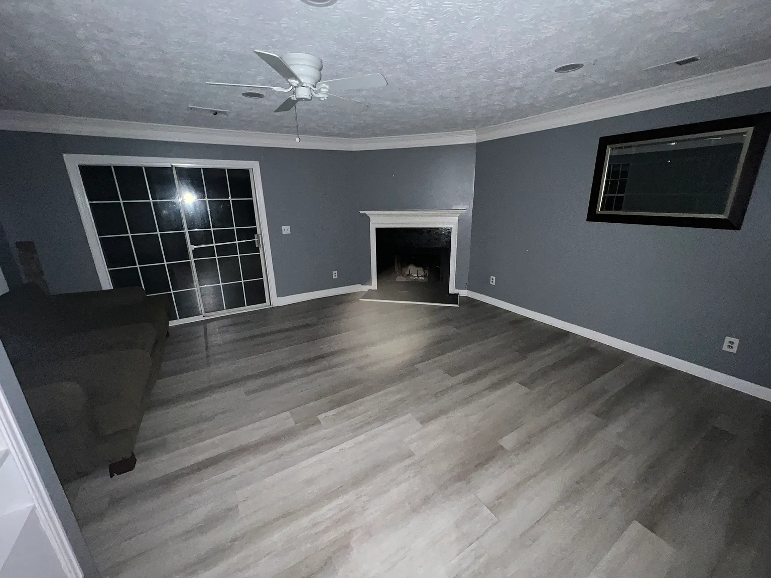 2 bed, 1.5 bath, 1166 sqft, $1,575 — Photo 2